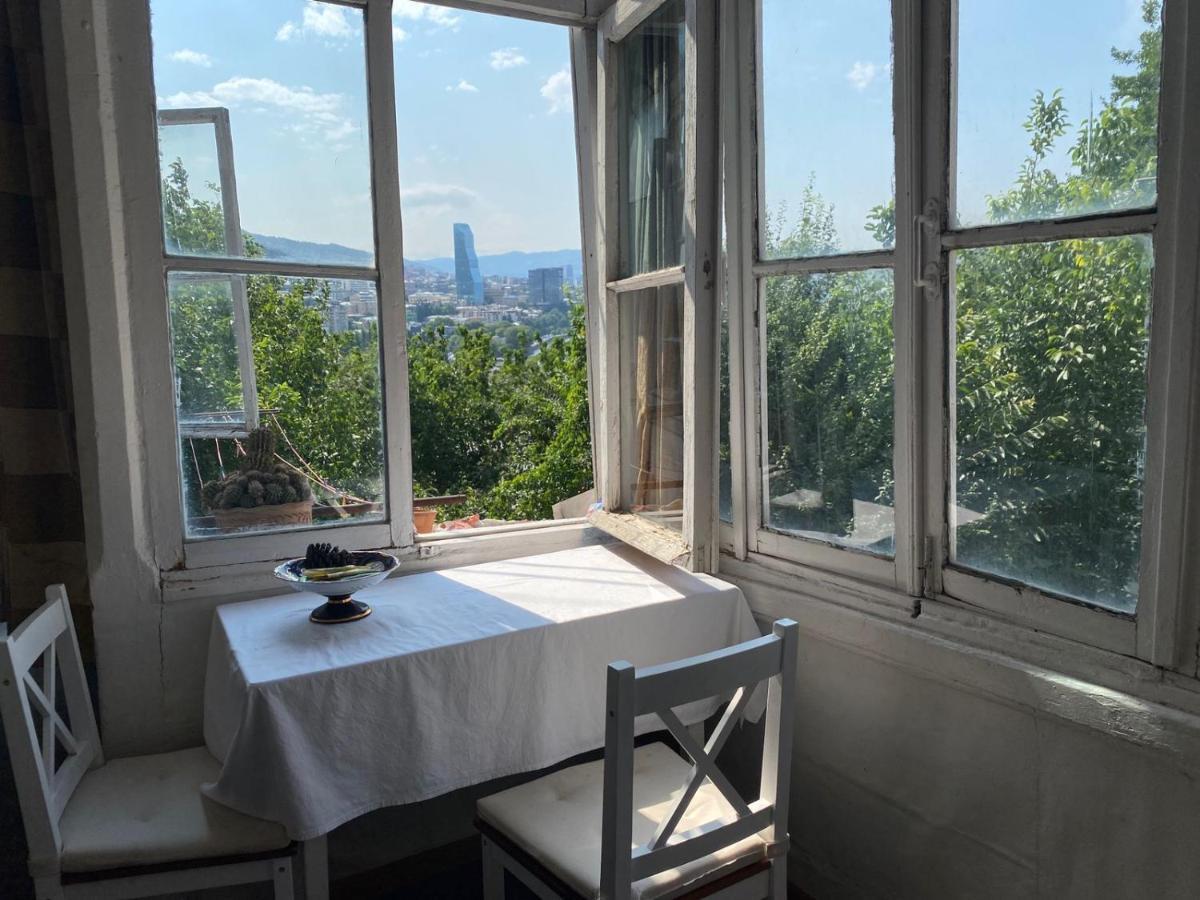 Дом Тины Apartment Tbilisi Exterior foto