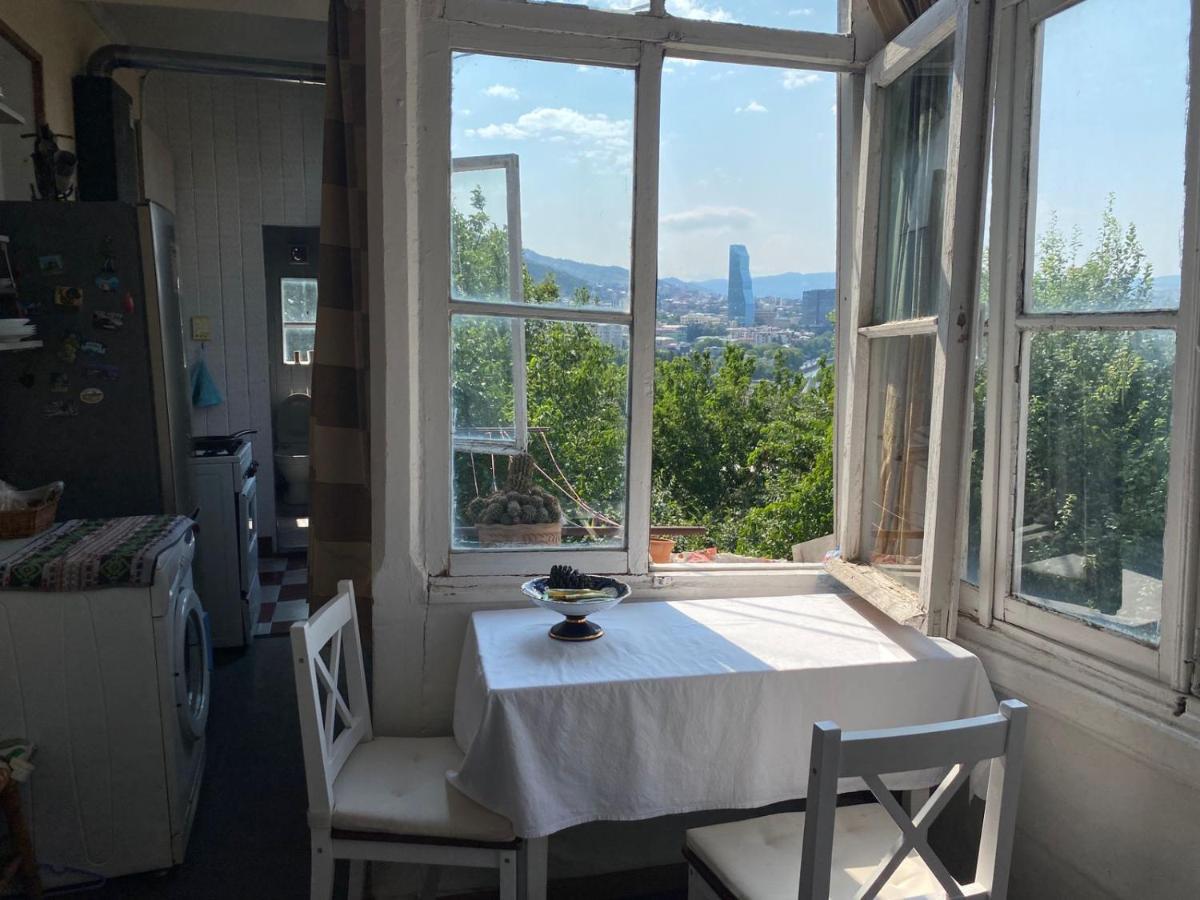 Дом Тины Apartment Tbilisi Exterior foto